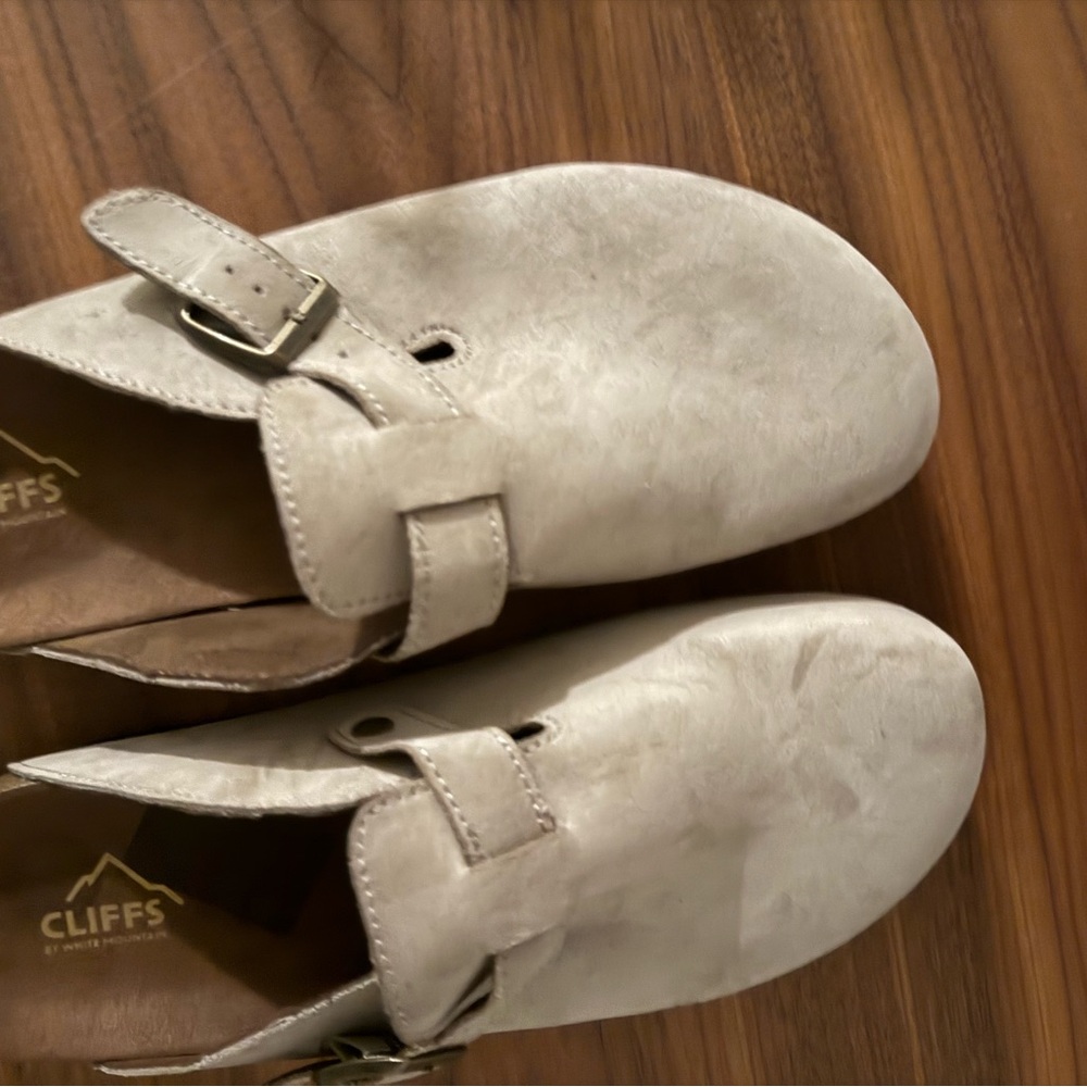 Cliffs Beige Buckle Clogs